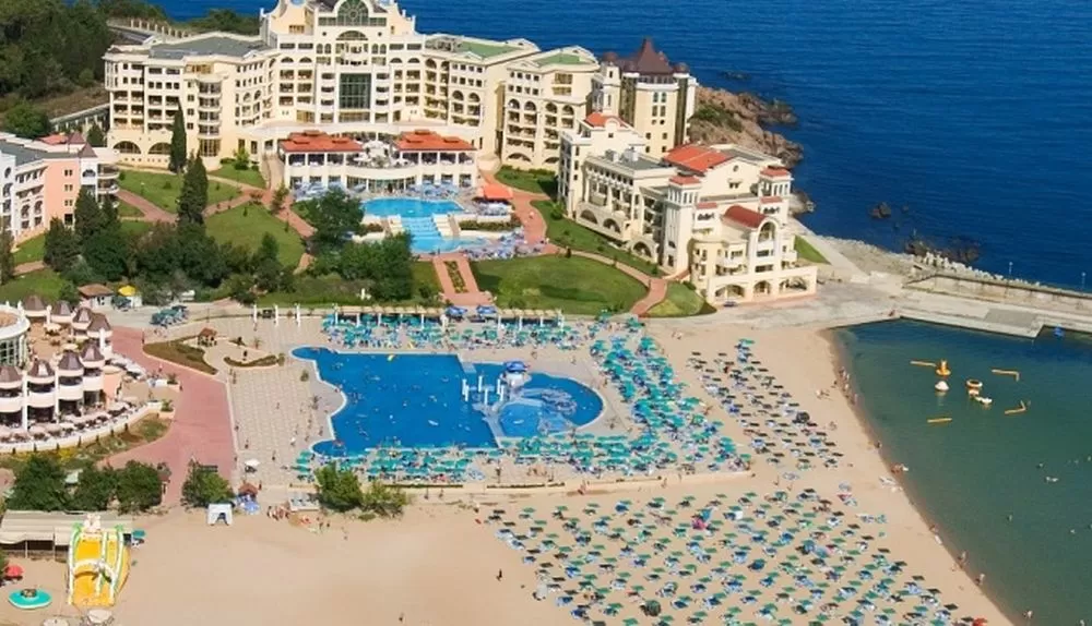Sarbatori de Pasti si 1 Mai 2024 Duni Hotel Marina Royal Palace*****