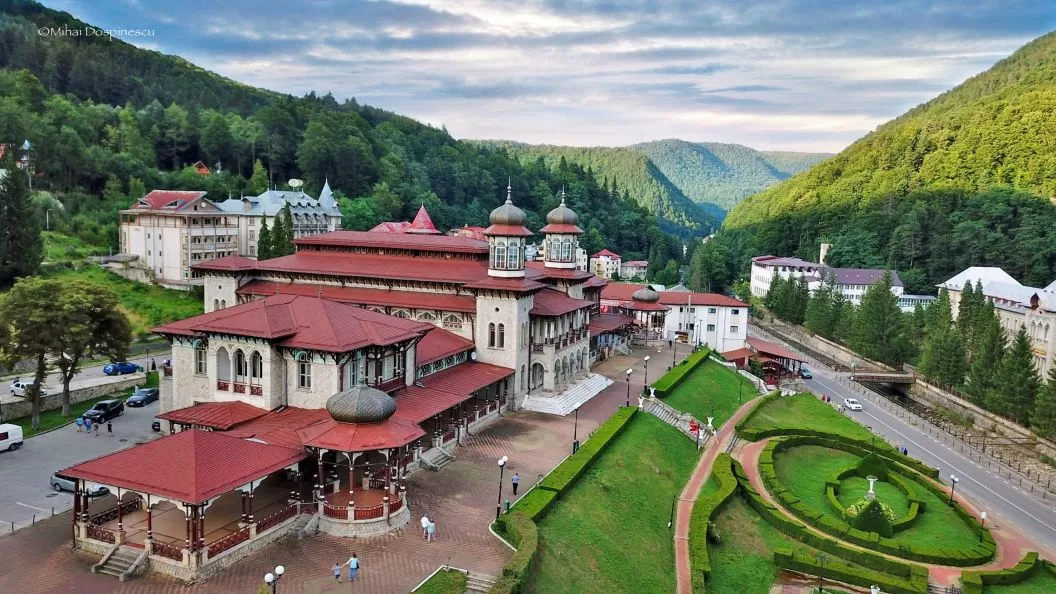 Ziua Internationala a Muncii 2026 Slanic Moldova Vila Teleconstructia***