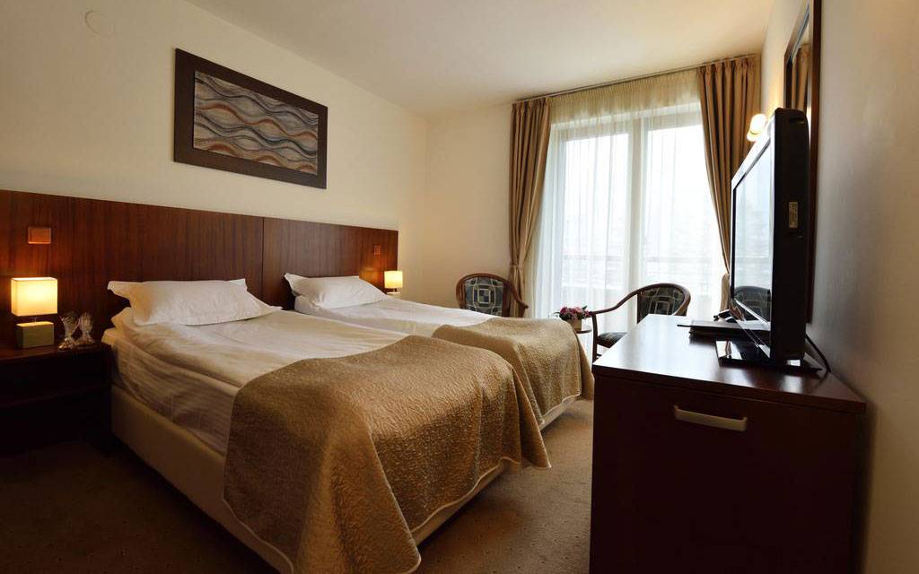 Sarbatori de Pasti 2025 Baile Tusnad Hotel O3zone