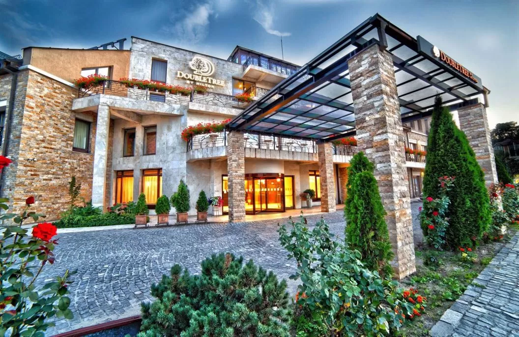 Revelion  Sighisoara Double Three by Hilton Hotel Cavaler