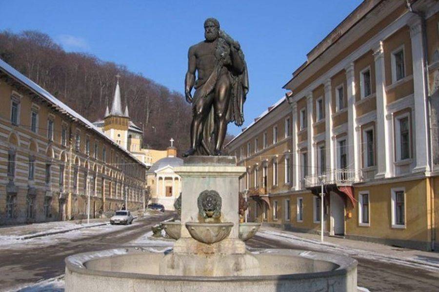 Sejur odihna 2022 Baile Herculane Complex Hotelier Roman**
