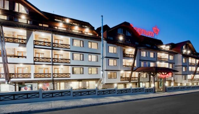 Vacanta schi 2022-2023 in Bansko Apart Hotel Regnum Bansko***** 