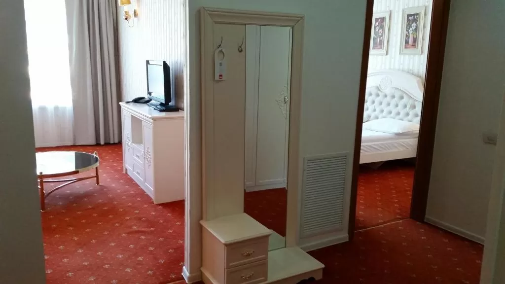 Revelion 2025 Sinaia Hotel Carpathia