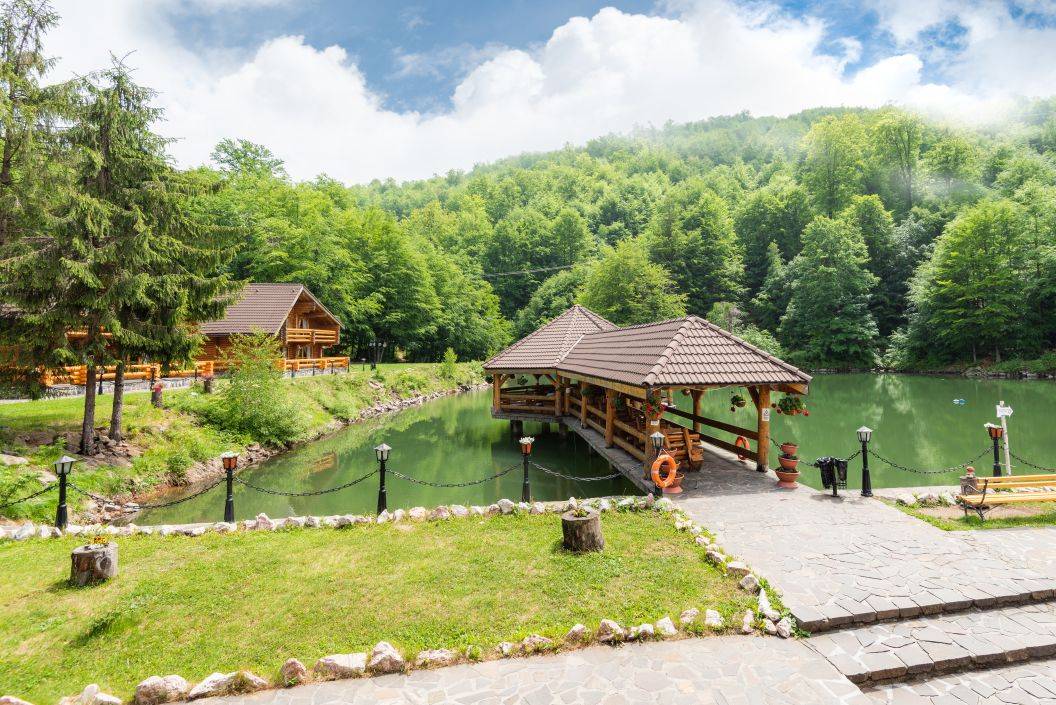 Sejur Munte Maramures 2023 Baia Sprie Complex Turistic SUIOR COTA 1000