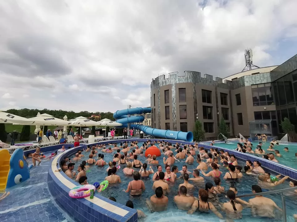 1 Mai 2025 Baile Felix Complex Aqua President SPA Corp President SPA****