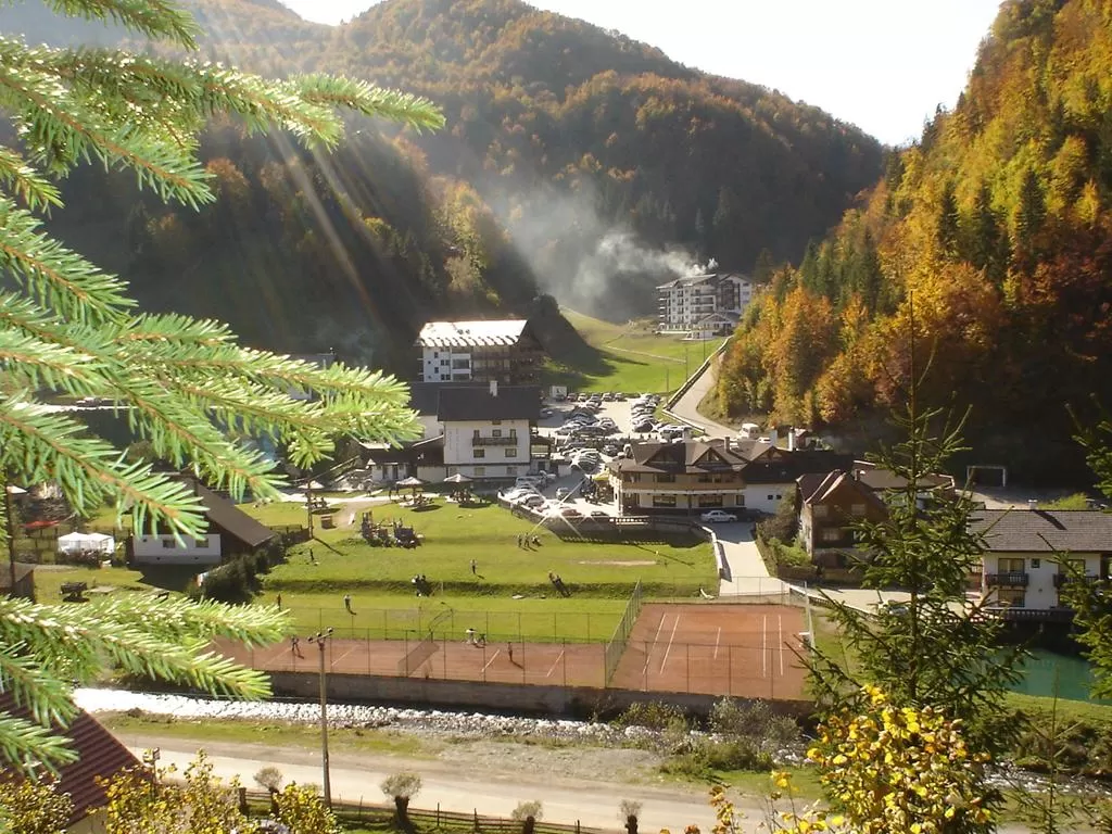 Vacanta la munte 2024 Cheile Gradistei Resort Moieciu***