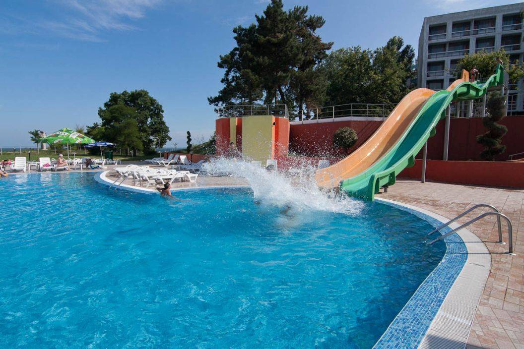 Litoralul pentru toti 2021 Saturn Hotel Cleopatra**** 