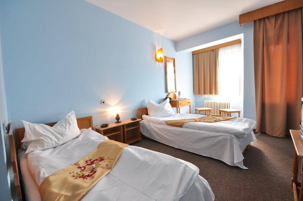 Cazare Constanta 2024 Hotel Dobrogea**