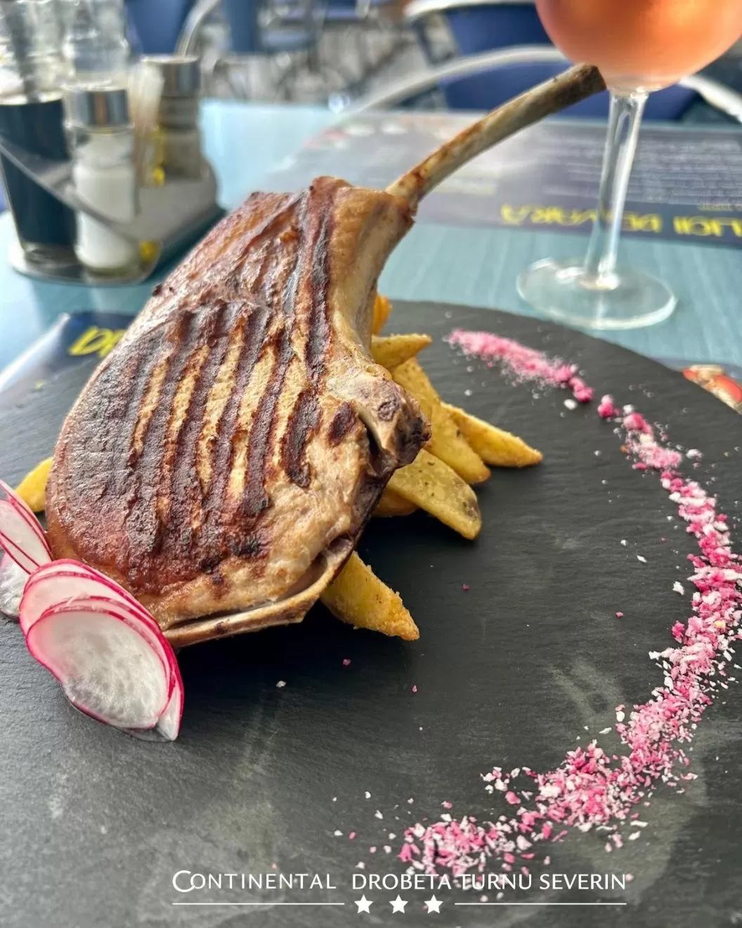 Revelion 2026 Ani de Liceu Drobeta Turnu Severin Hotel Continental Drobeta Turnu Severin