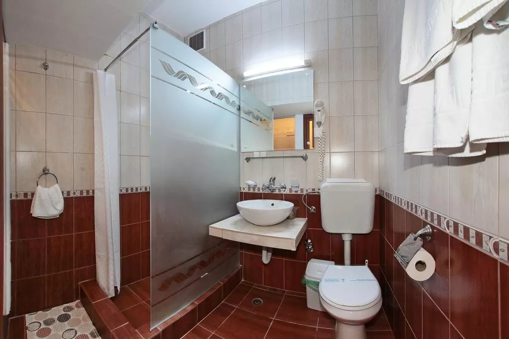Seniori 55 Plus 2022 Mamaia Hotel Modern****