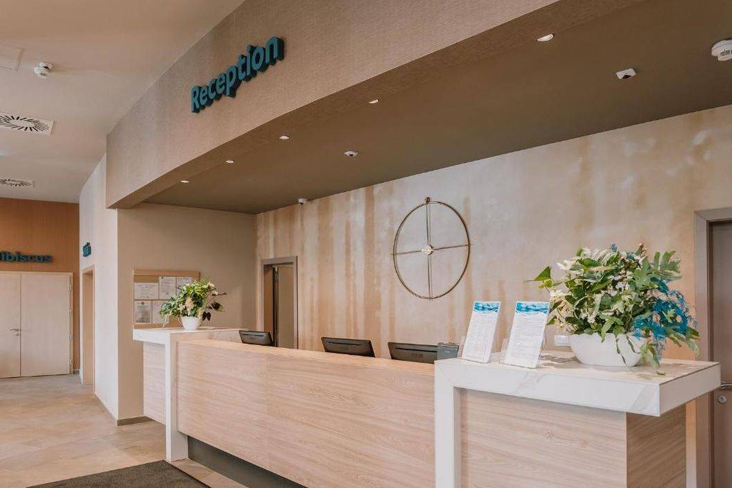 Sarbatori de Pasti 2025 Sovata Hotel Ensana Health SPA URSINA