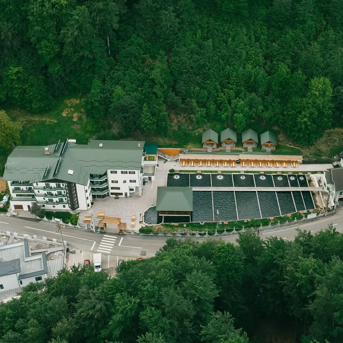 Vacanta in Maramures 2023 Baia Mare Firiza Complex Lostrita**** 