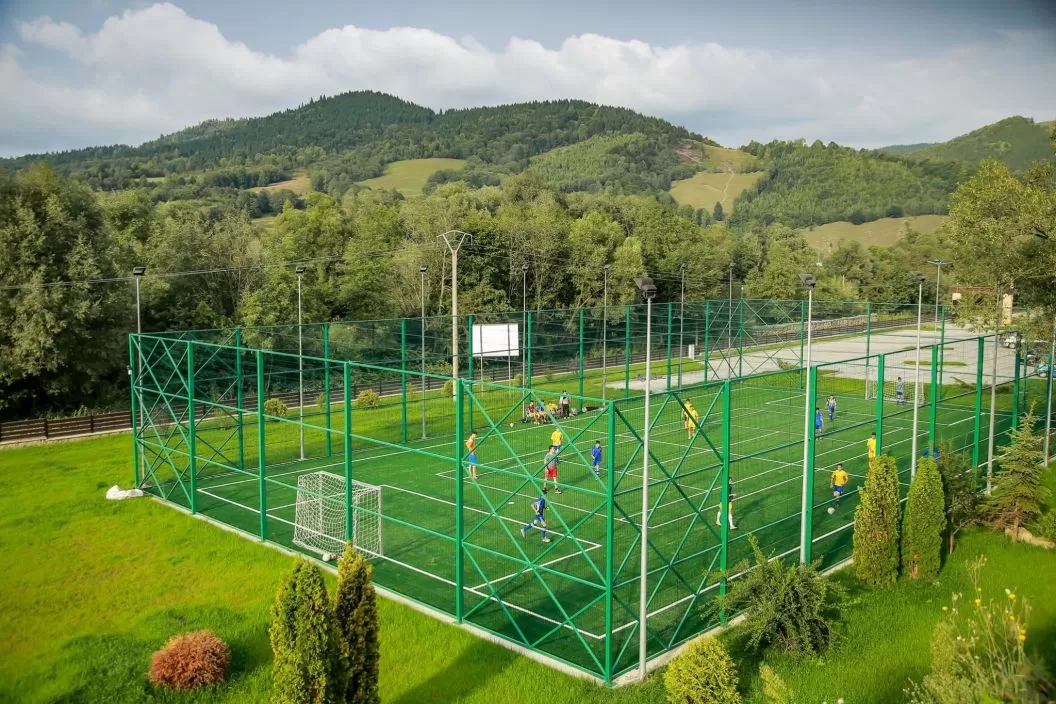 Sarbatori de Craciun 2024 Bucovina Frasin Complex Turistic Lidana