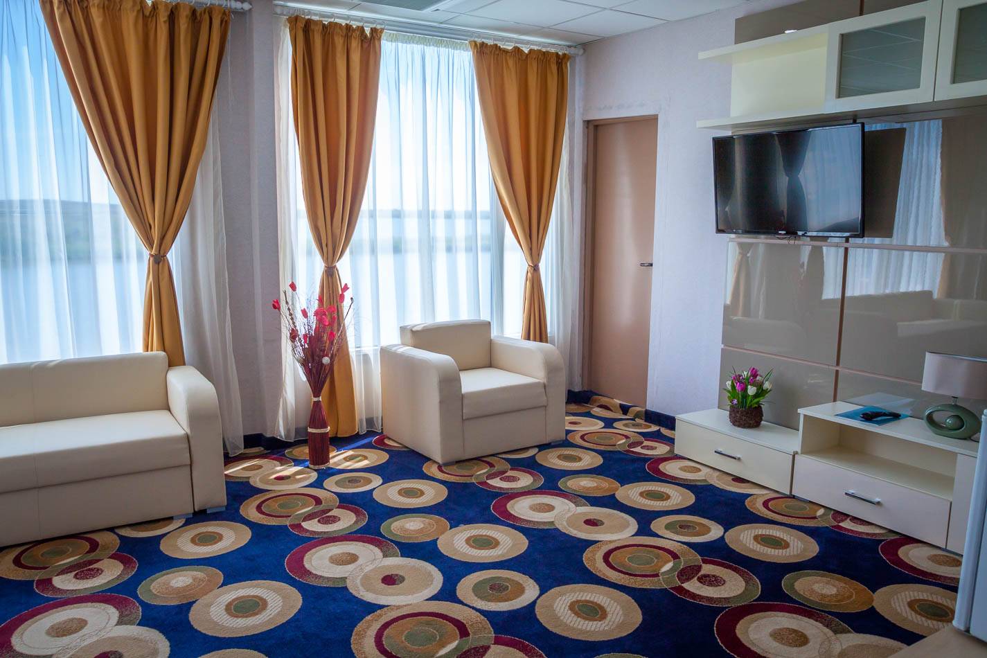 Vacanta in Delta Dunarii Jurilovca Hotel Plutitor Bella Marina