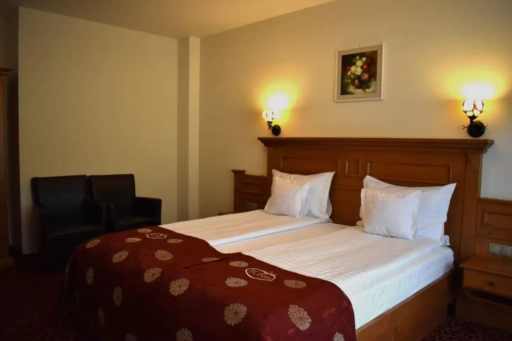 Vacanta schi 2023-2024 in Muntii Sureanu Hotel Resort Sfantul Petru****