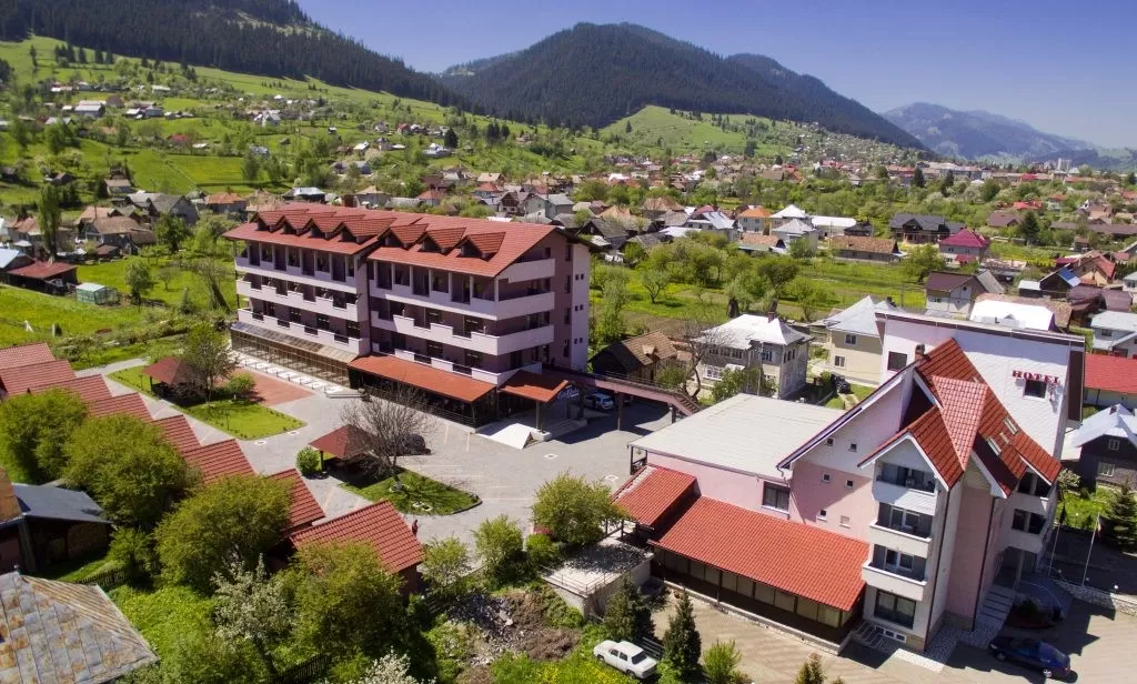 Sejur odihna 2023 Bucovina Campulung Moldovenesc Complex Hotelier Eden SPA***