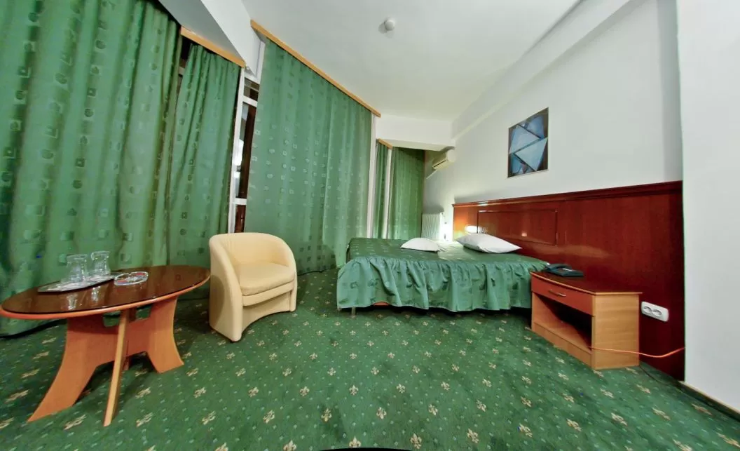 Cazare 2021 Craiova Hotel Emma Est*** 