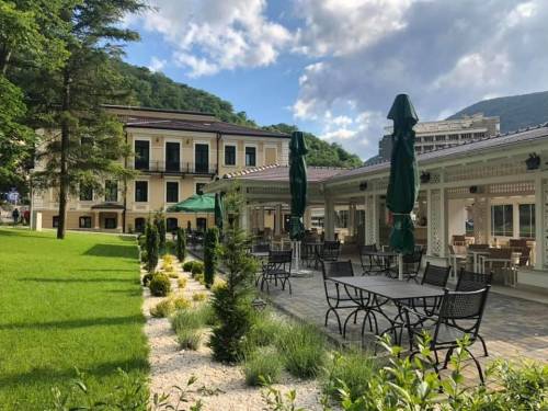 Sejur Munte 2023 Baile Herculane Hotel VERSAY