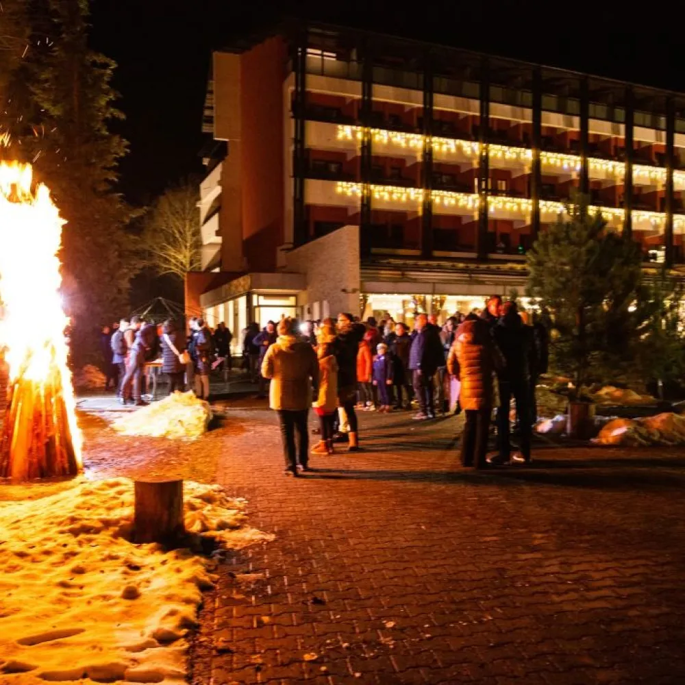 Sf. Andrei și 1 Decembrie: Ghidul evadării în România, de la SPA-uri termale la crestele Carpaților