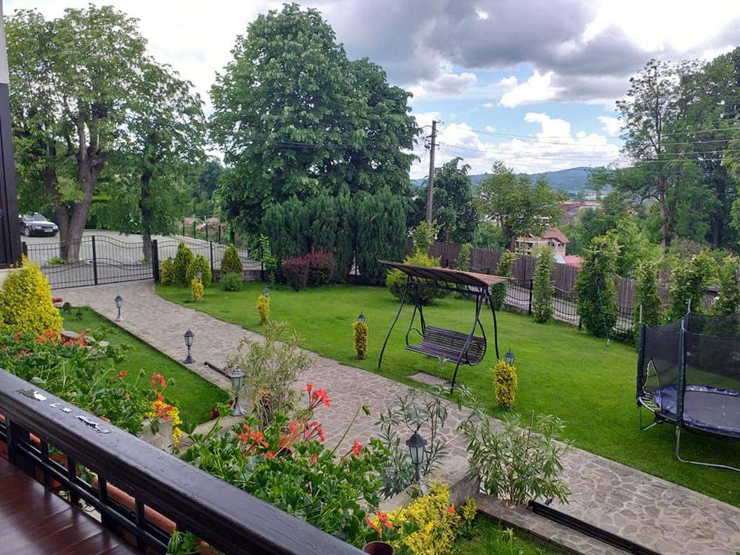 Sarbatori de Pasti 2025 Curtea de Arges Pensiunea Casa Domneasca****