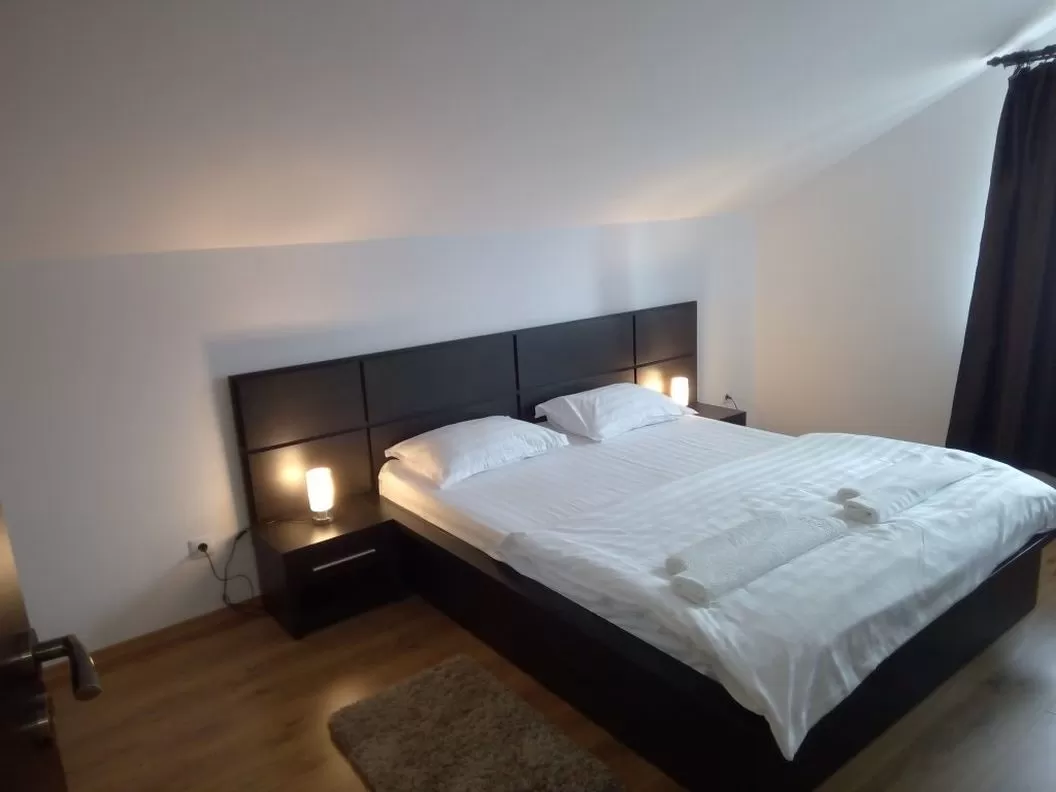Sejur odihna 2020 Baile Herculane Pensiunea Casa Natura*** 