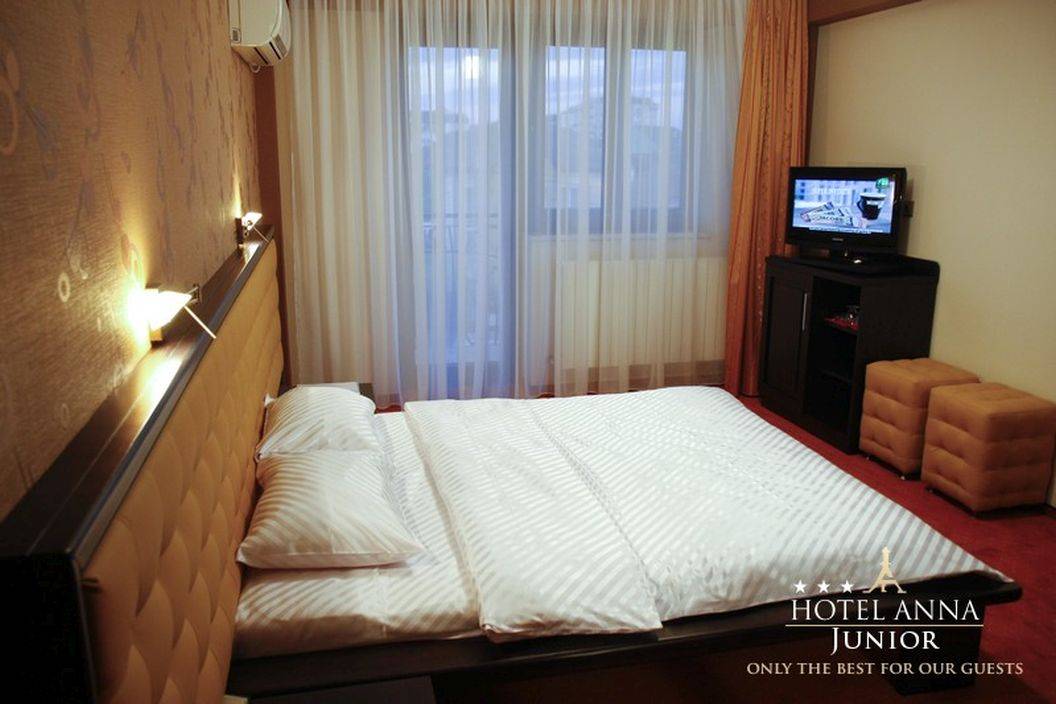 Cazare 2023 Targu Jiu Hotel Anna Junior***