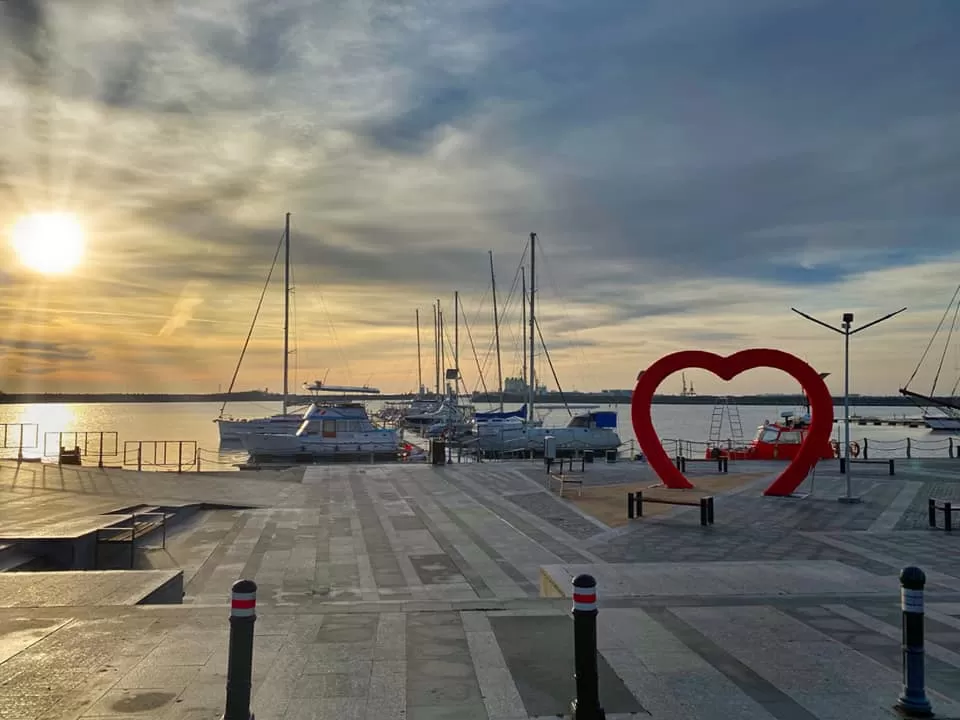 Sarbatori de Pasti si 1 Mai 2021 Mangalia Hotel Laguna***