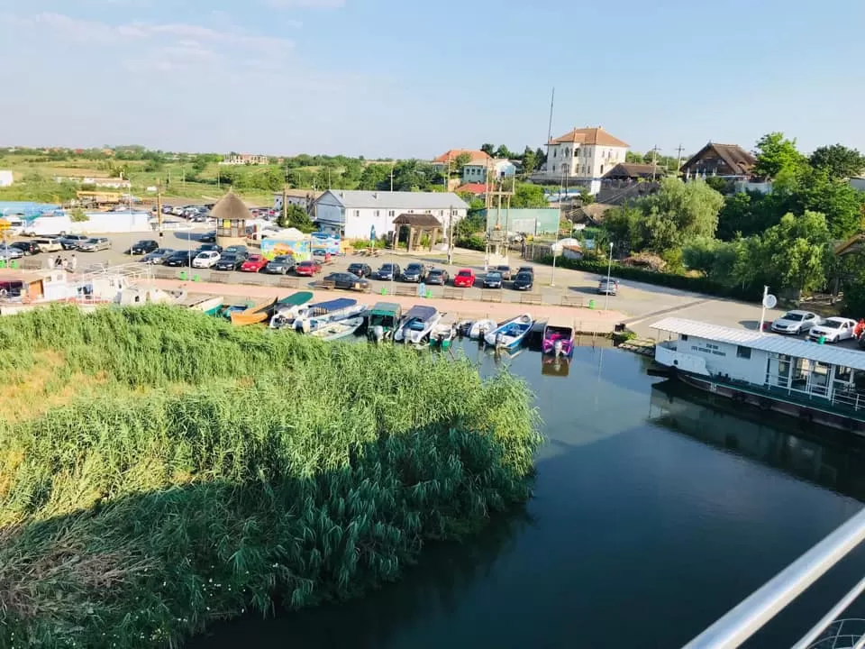 Vacanta in Delta Dunarii Jurilovca Hotel Plutitor Bella Marina