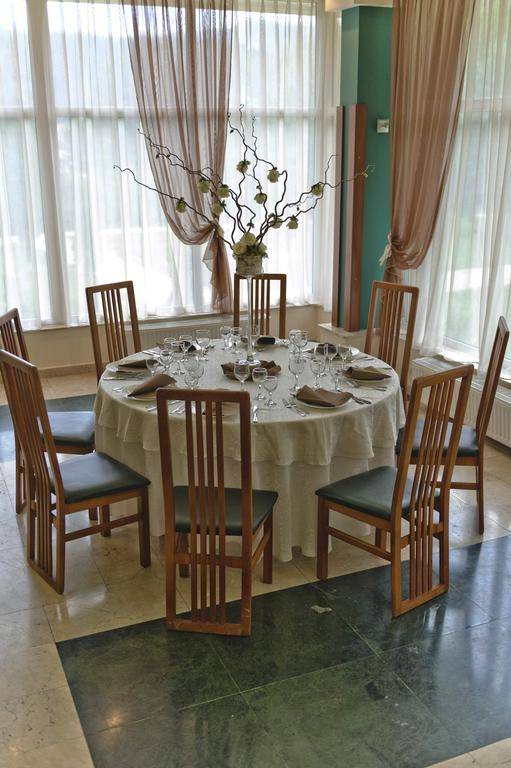 Oferta Balneo 2024 Vatra Dornei Hotel Bradul*** 