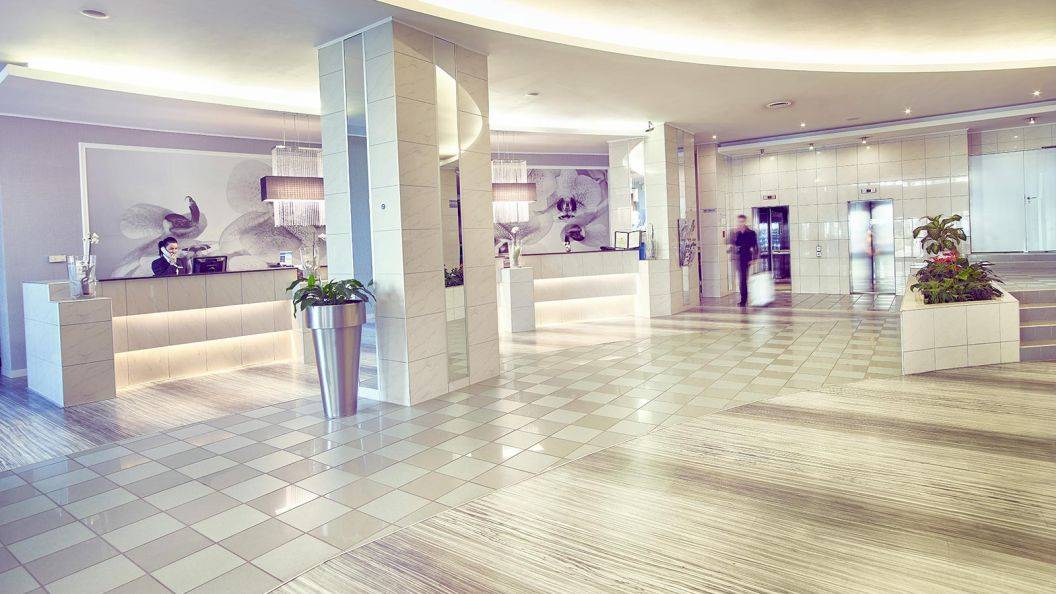 Cazare 2025 Arad Hotel Continental Forum****