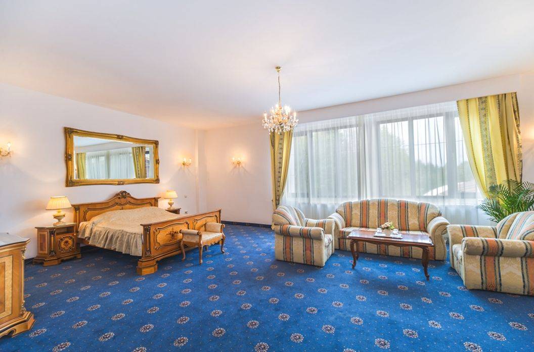 Craciunul 2022 in Poiana Brasov Hotel Aurelius Imparatul Romanilor*****