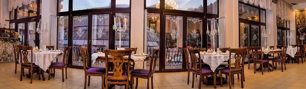 Vacanta 2022 in Slanic Moldova Hotel Coroana Moldovei****