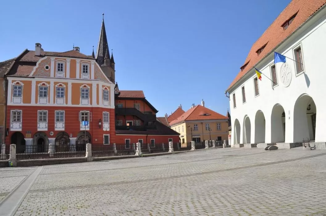 Cazare 2022 Sibiu Casa Luxemburg***