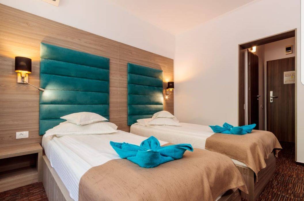 Sarbatori de Pasti 2024 Calimanesti Hotel Orizont Cozia