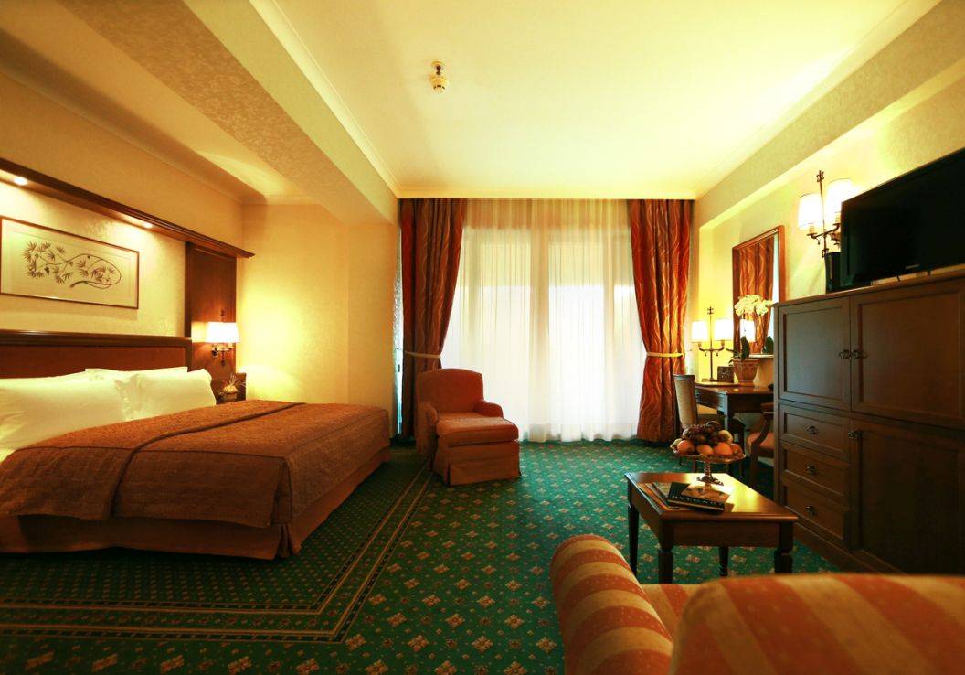 Sejur Odihna la Munte 2025 Azuga Hotel Lux Garden