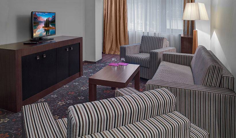 Vacanta pentru Relaxare 2025 Creeaza-ti propria vacanta Buzias Hotel Phoenix****