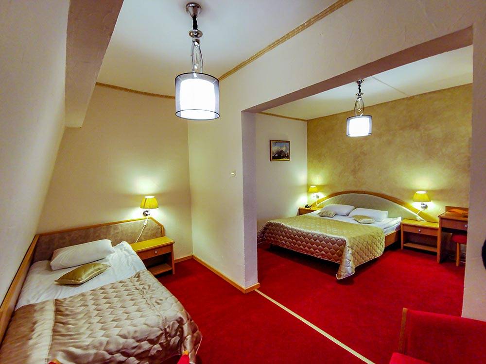 Revelion 2025 la Munte Predeal Hotel Belvedere