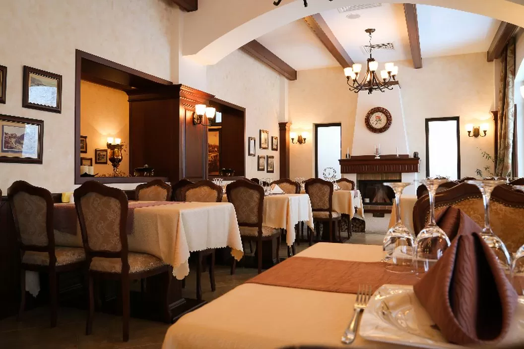 Weekend romantic 2025 la Sinaia Hotel Foisorul cu Flori****