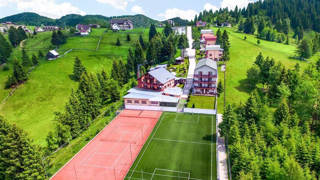 Sarbatori de Pasti 2025 Fundata Resort Euro Park