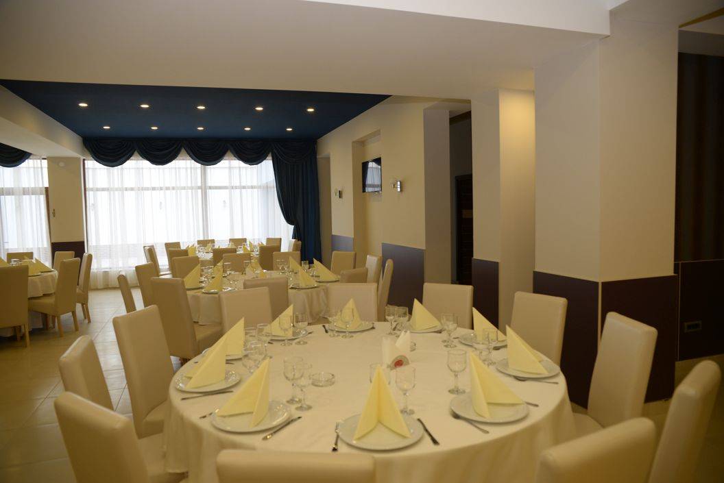 Cazare 2021 Targu Jiu Hotel Story***