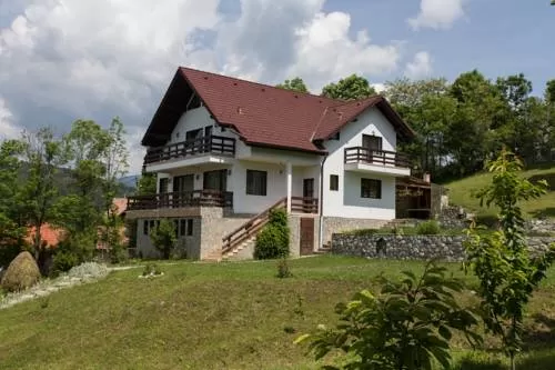 Cazare Valea Doftanei Sat Traisteni Casa Briza*** 