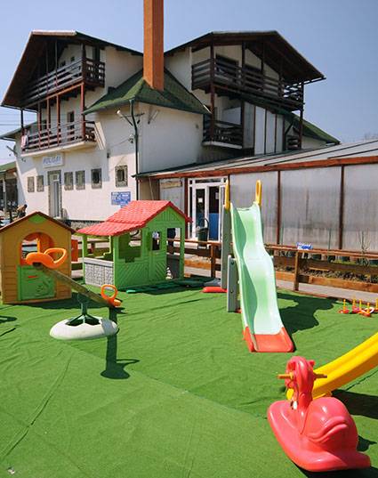 Craciun Traditional 2023 in Maramures Ocna Sugatag Pensiunea Holiday