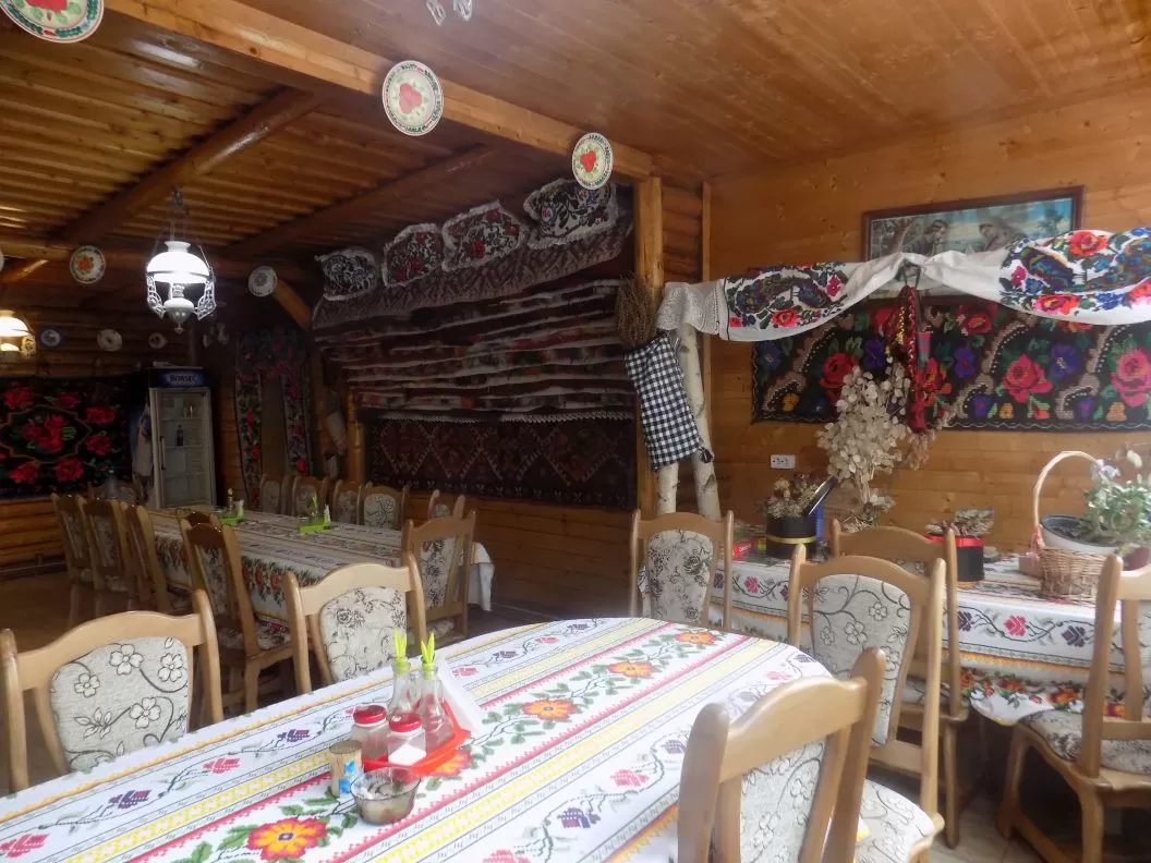 Sarbatori de Pasti 2025 Maramures Vadu Izei Pensiunea Ioana Lavita