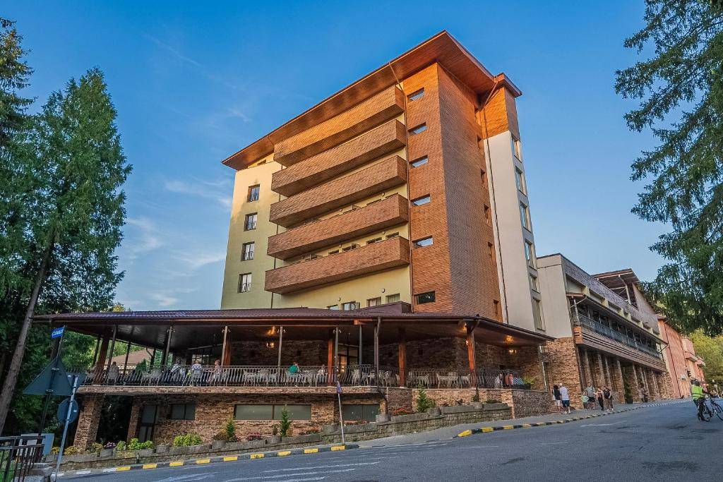 Sarbatori de Pasti 2025 Baile Olanesti Hotel Cascada