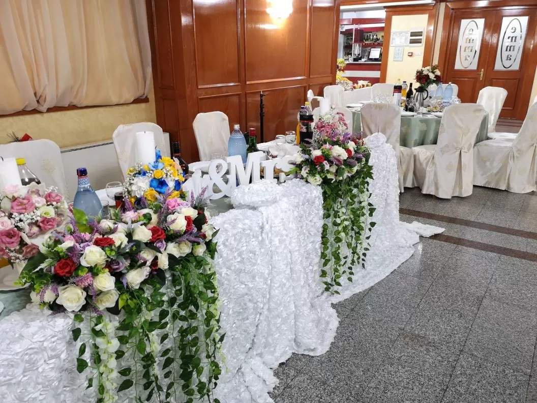 Cazare 2021 Craiova Hotel Emma Est*** 