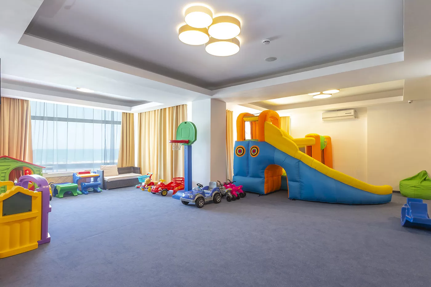 Sejur litoral 2022 Mamaia Hotel Savoy****