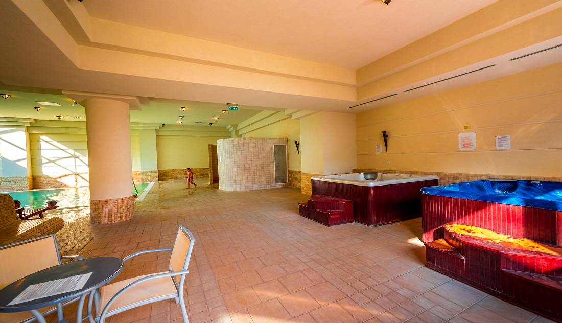 Vacanta pentru Relaxare 2024 Creeaza-ti propria vacanta Buzias Hotel Parc