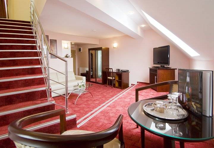 Cazare 2021-2022 Brasov Hotel Ambient****