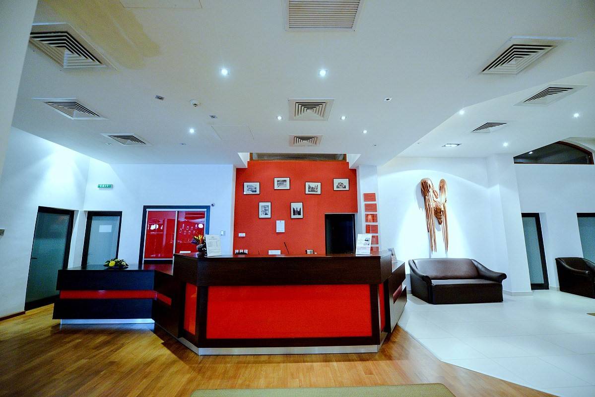 Cazare 2022 Curtea de Arges Hotel Posada****