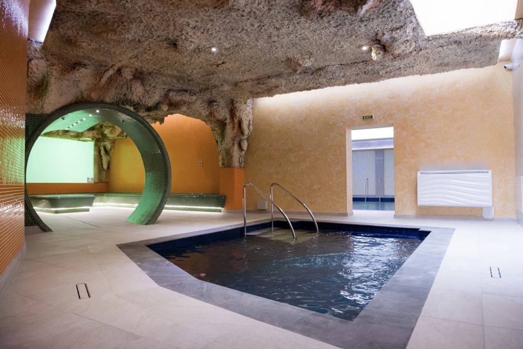 Tratament balnear 2022 in Baile Olanesti Hotel Imperial SPA****